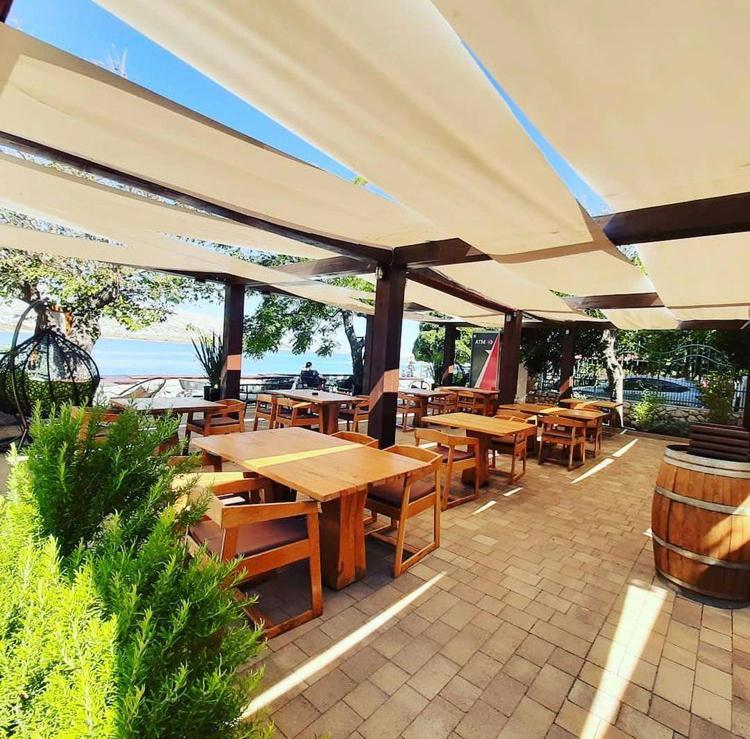 Family Hotel Zane Pag Town Kültér fotó