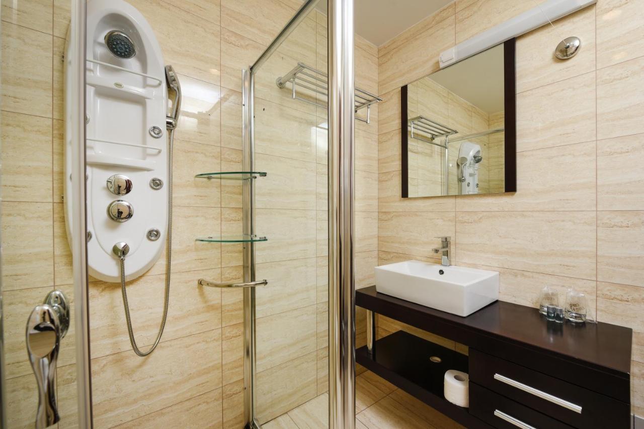 Family Hotel Zane Pag Town Kültér fotó