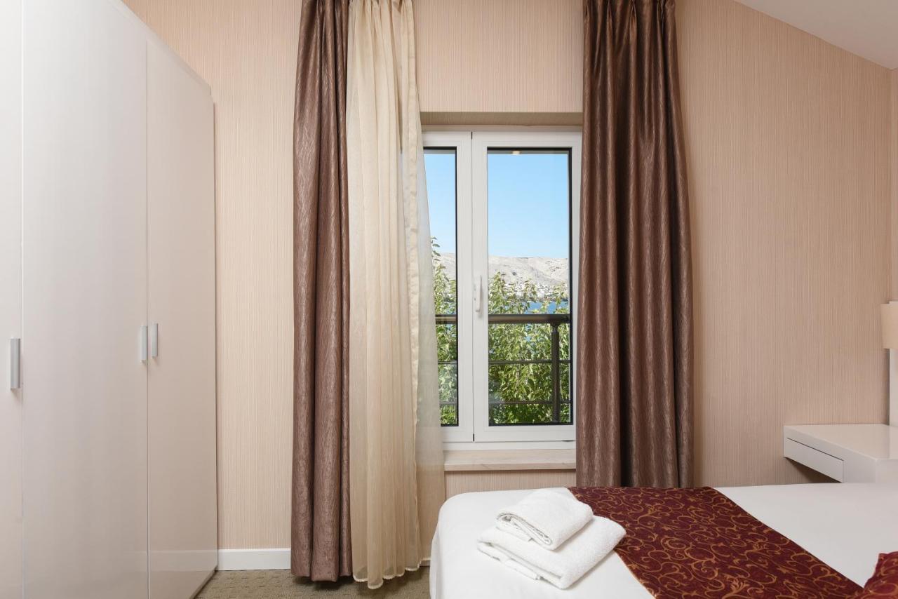 Family Hotel Zane Pag Town Kültér fotó