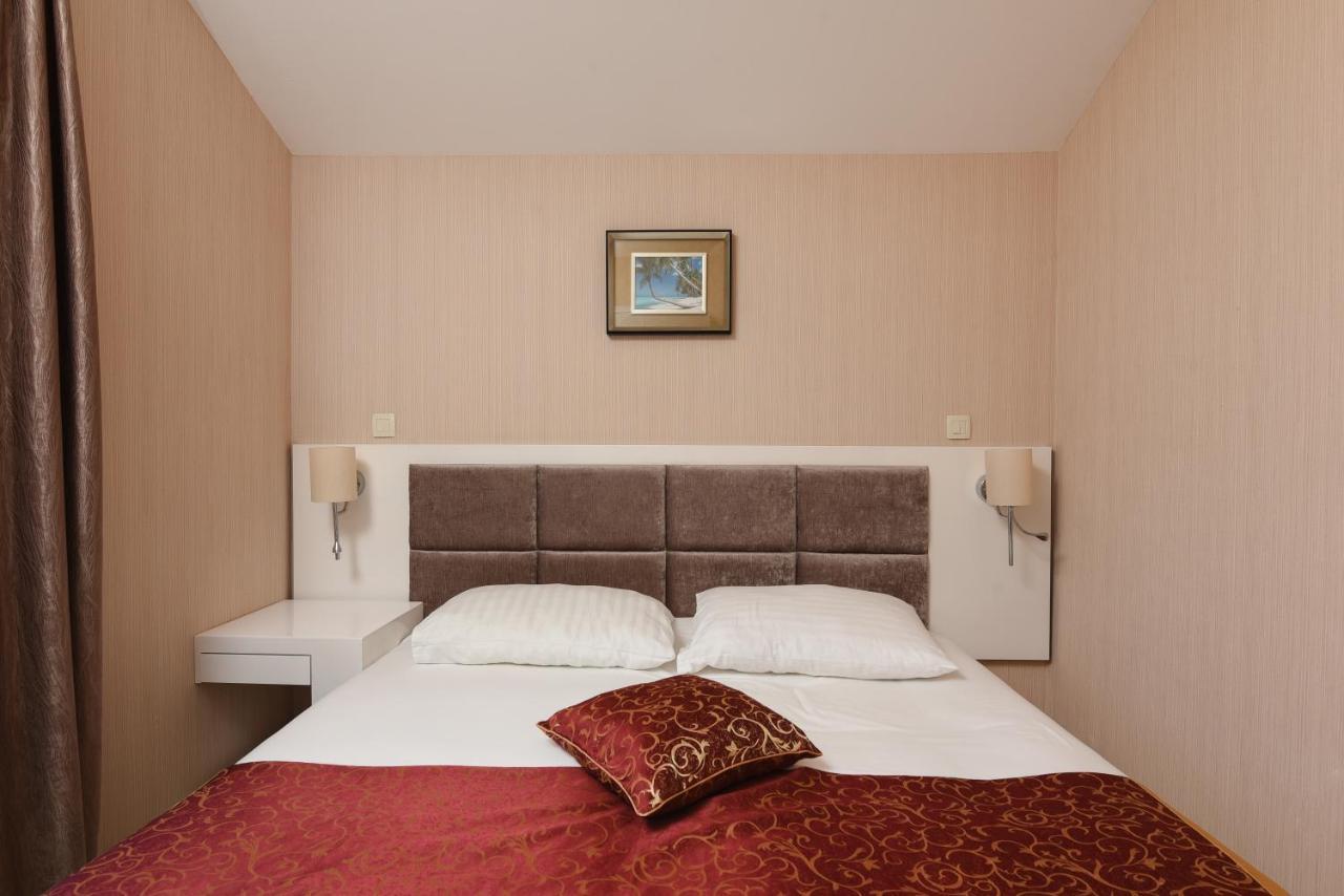 Family Hotel Zane Pag Town Kültér fotó