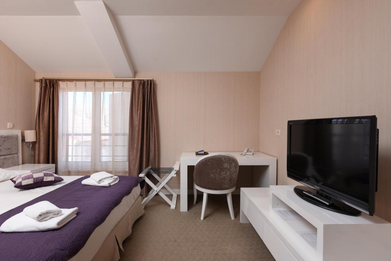 Family Hotel Zane Pag Town Kültér fotó