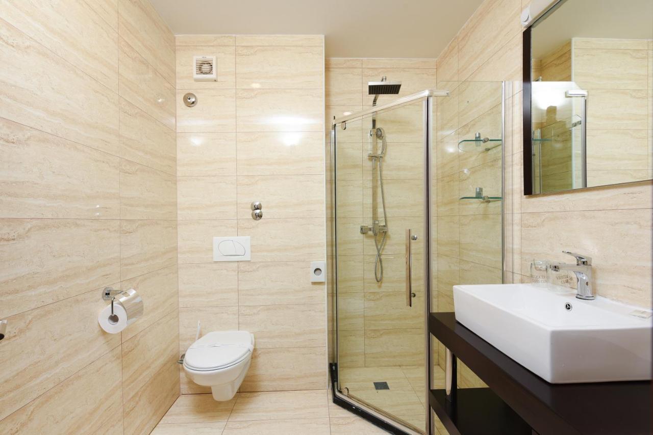 Family Hotel Zane Pag Town Kültér fotó