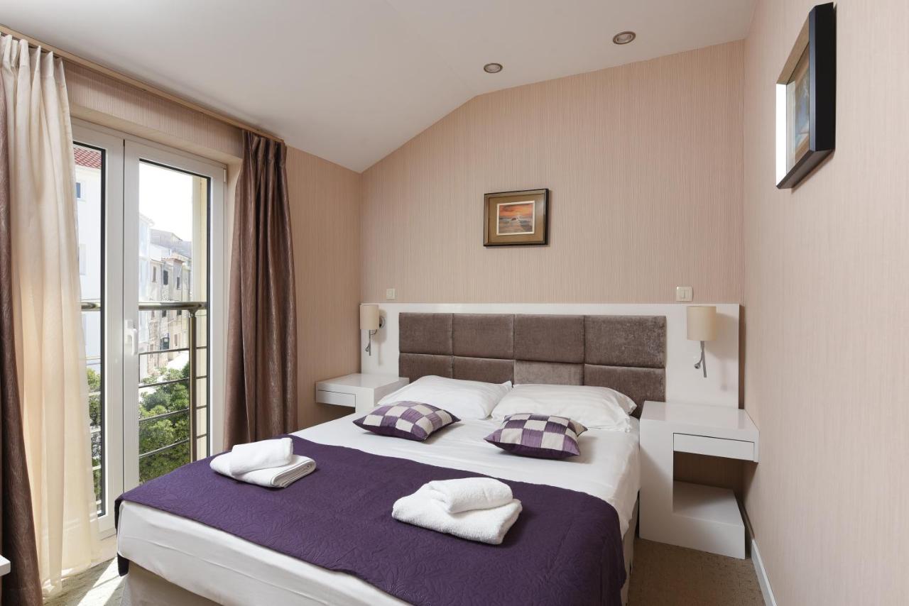 Family Hotel Zane Pag Town Kültér fotó