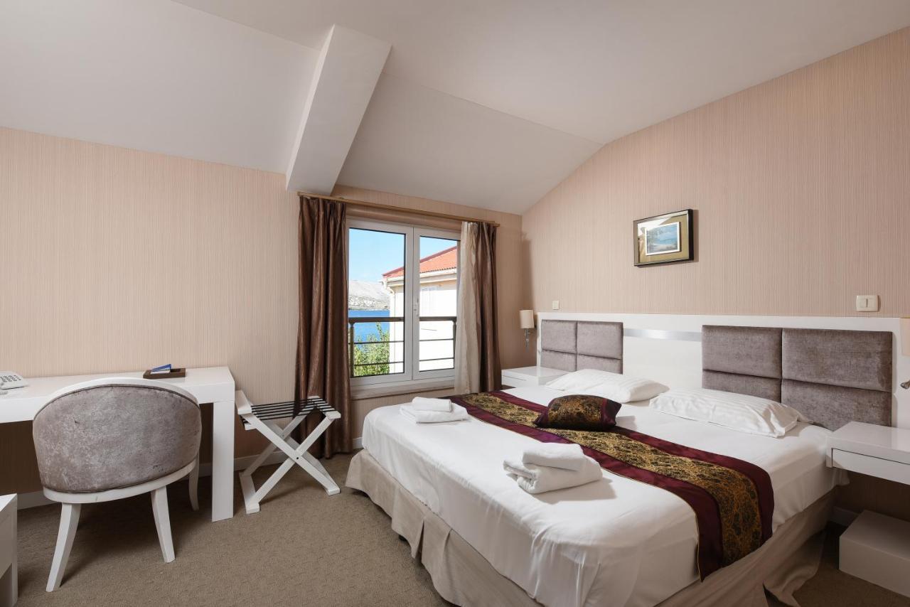 Family Hotel Zane Pag Town Kültér fotó